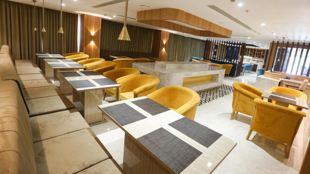 The Jagat Hotel And Spa אודייפור מראה חיצוני תמונה