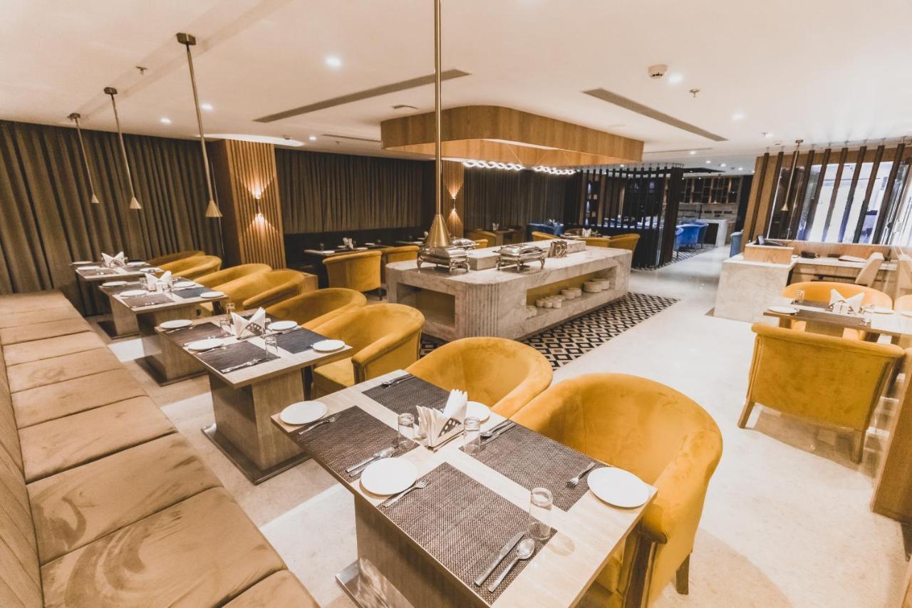 The Jagat Hotel And Spa אודייפור מראה חיצוני תמונה