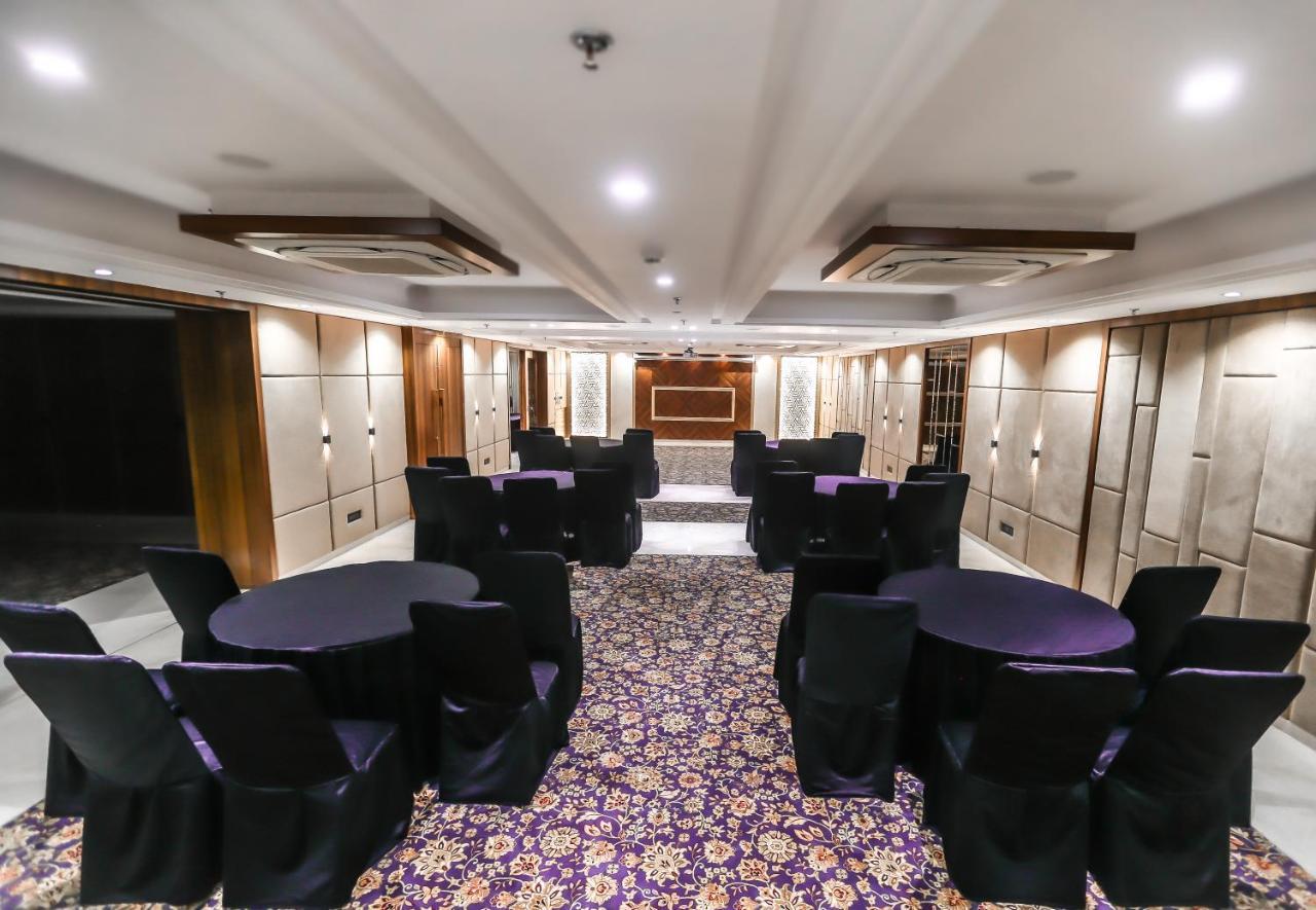 The Jagat Hotel And Spa אודייפור מראה חיצוני תמונה