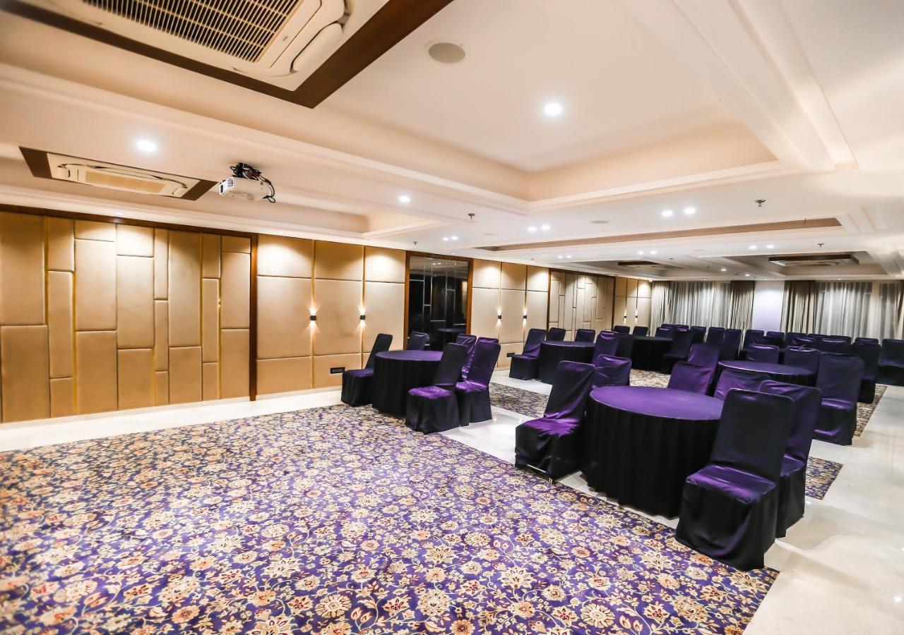 The Jagat Hotel And Spa אודייפור מראה חיצוני תמונה