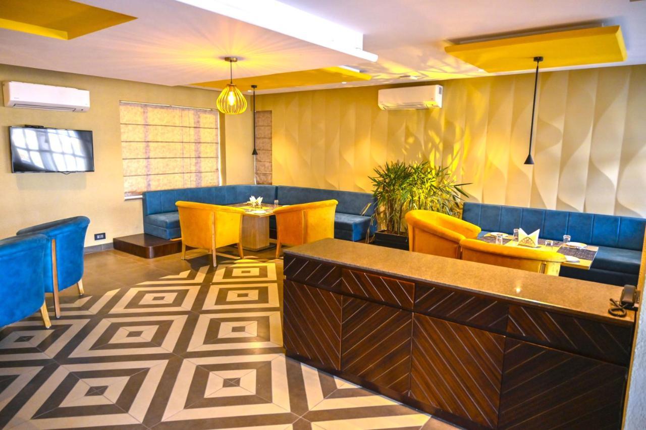 The Jagat Hotel And Spa אודייפור מראה חיצוני תמונה